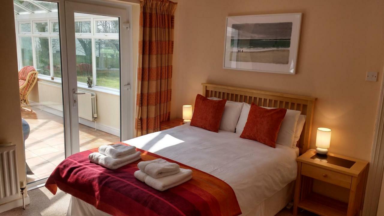 Rush View Bed & Breakfast Portrush Bagian luar foto